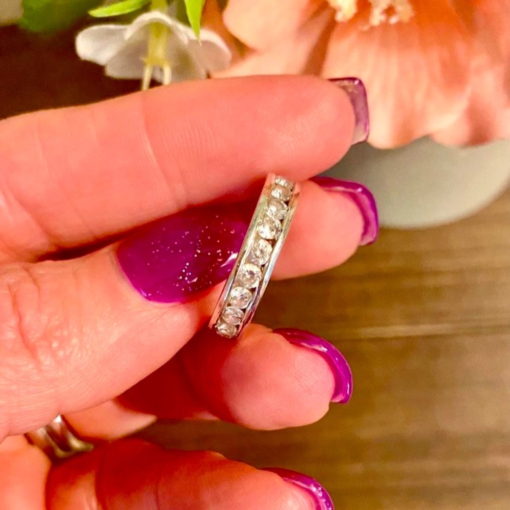 Genuine 2.5ct Moissanite Eternity Band🌻